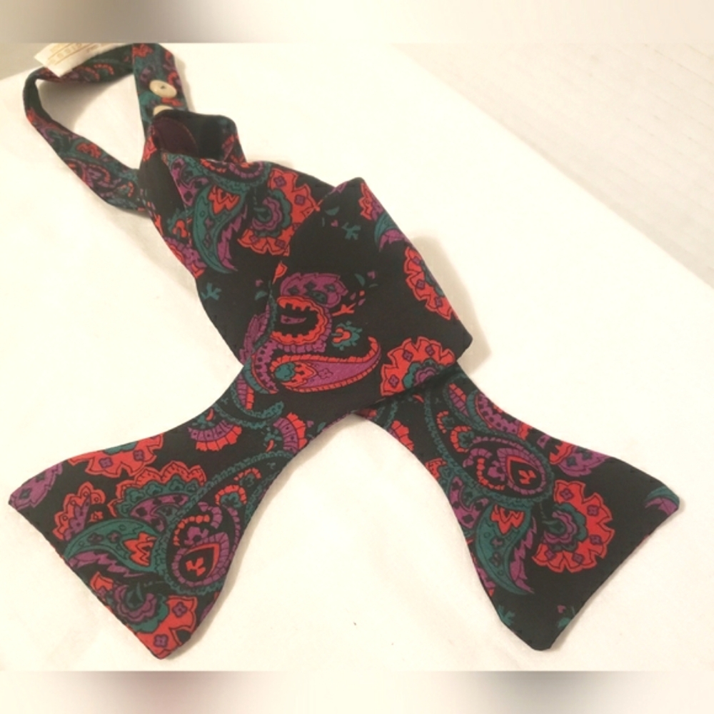 100% Silk Bow Tie by Carrot and Gibbs